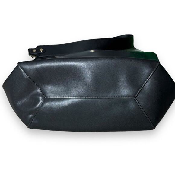 BOSTANTEN Women's Black Leather Hobo Bag - Picture 4 of 6